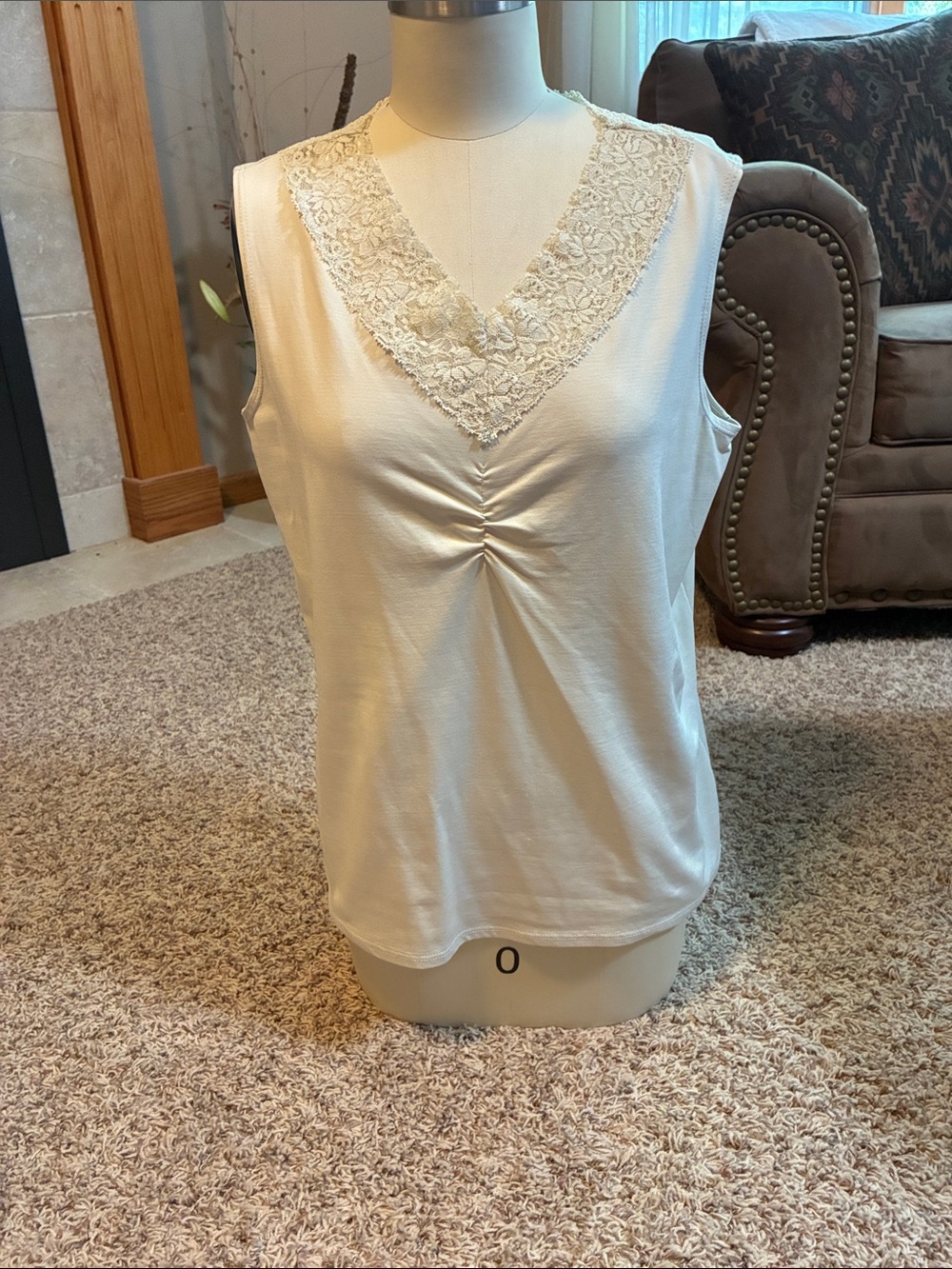 Women's Lace-Trim V-Neck Sleeveless Top - Cream